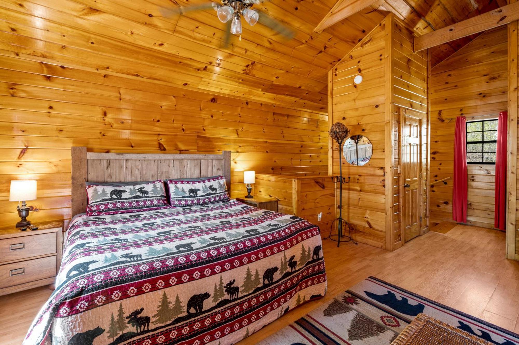 Permanent Vacation-Private Honeymoon Cabin With Hot Tub Sevierville Exterior photo